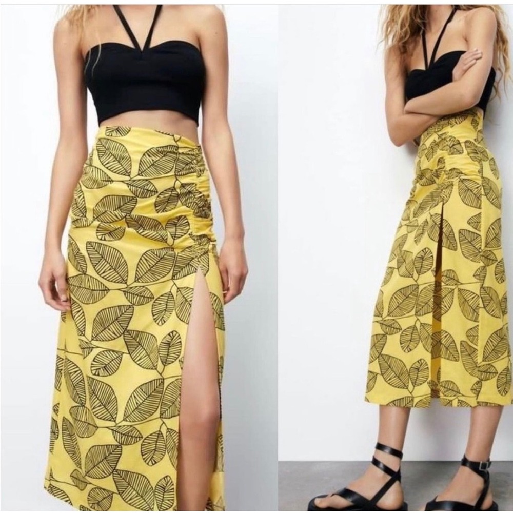 Zara Yellow Leaf Print Ruched Midi Skirt with Slit Size Medium Tropical Linen
